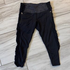 Black lululemon capri.
